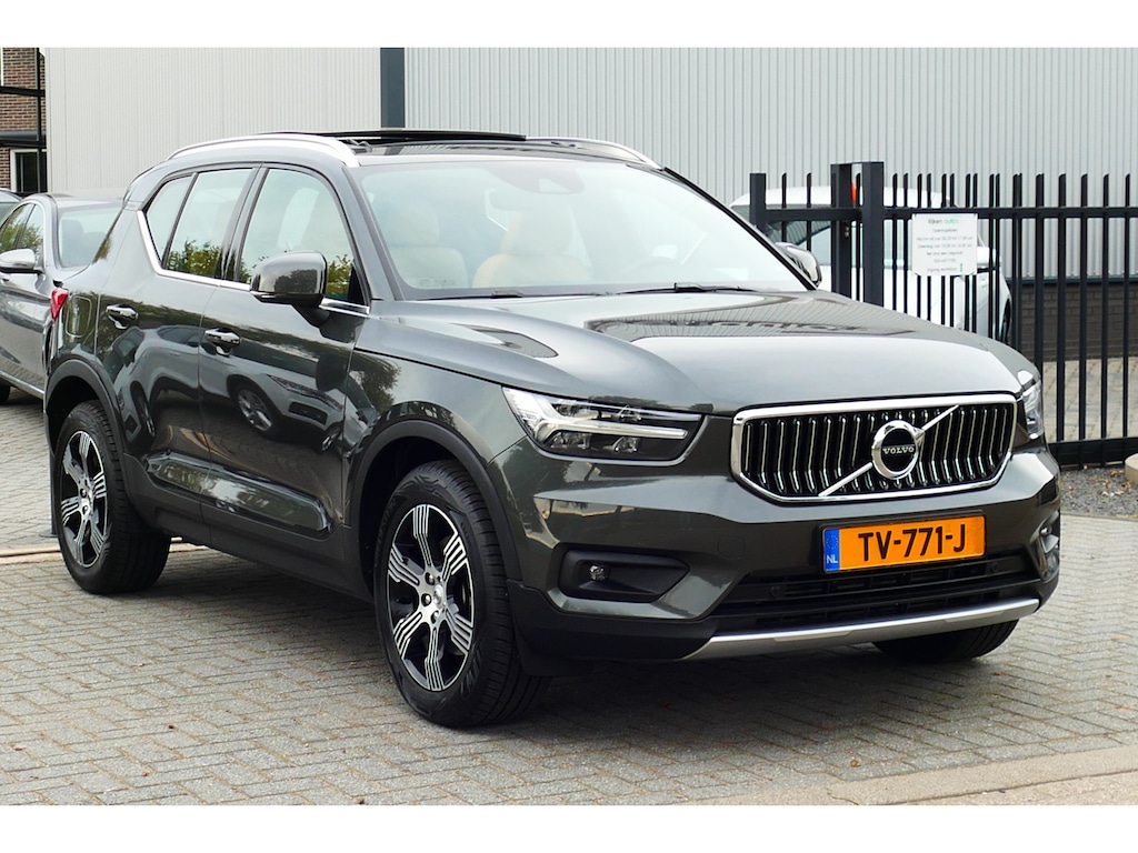 Volvo XC40 2.0 248pk T5 AWD Inscription. Panodak, Leer, Stoel&StuurVerw, Camera, Haak 2100kg