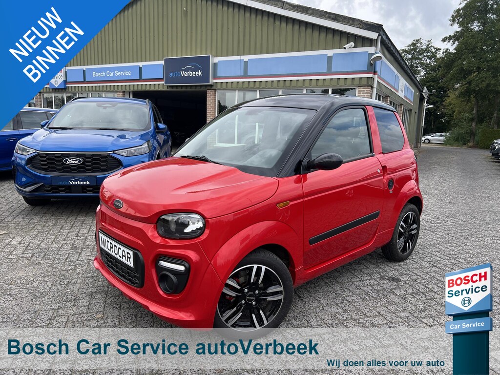 Microcar M.GO 6 Must DCi | Stuurbekrachtiging | Camera | Parkeersensoren | DAB+