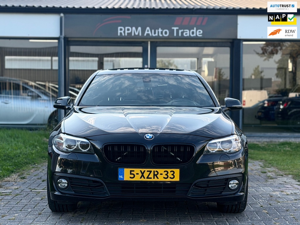 BMW 5-Serie 520i Luxury/Pano/Memory/Stoelverw./Leder