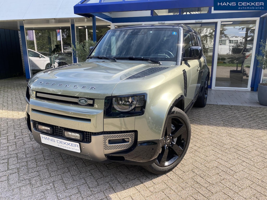Land Rover Defender 110 2.0 P400e 110 X-Dynamic SE Trekhaak / Black pack / 360 graden / Dodehoek sens / Stoelverwarming