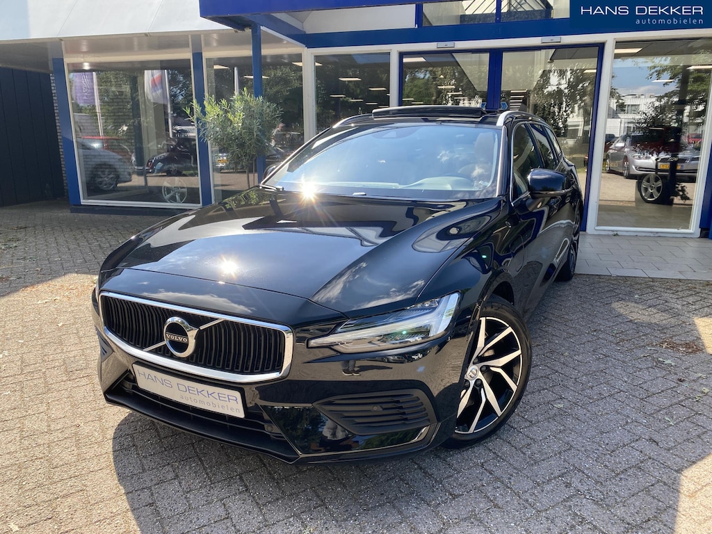Volvo V60 2.0 T6 Twin Engine AWD Inscription Camera / Trekhaak / Stoelverwarming Voor & Achter
