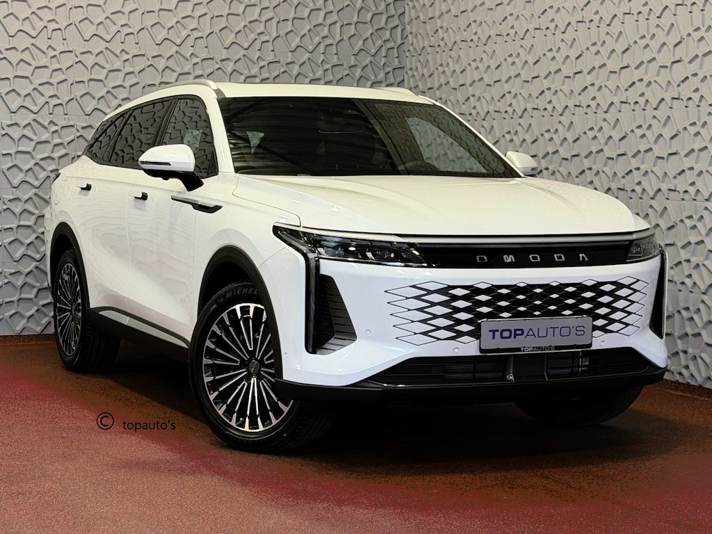 Omoda 9 OMODA 9 PREMIUM AWD 538 PK | SONY DOLBY | Stary White | FULL OPTIONS PHEV SUV | 145 KM ELEKTRISCH | ONGEBRUIKTE NIEUWE AUTO 4WD 4X4