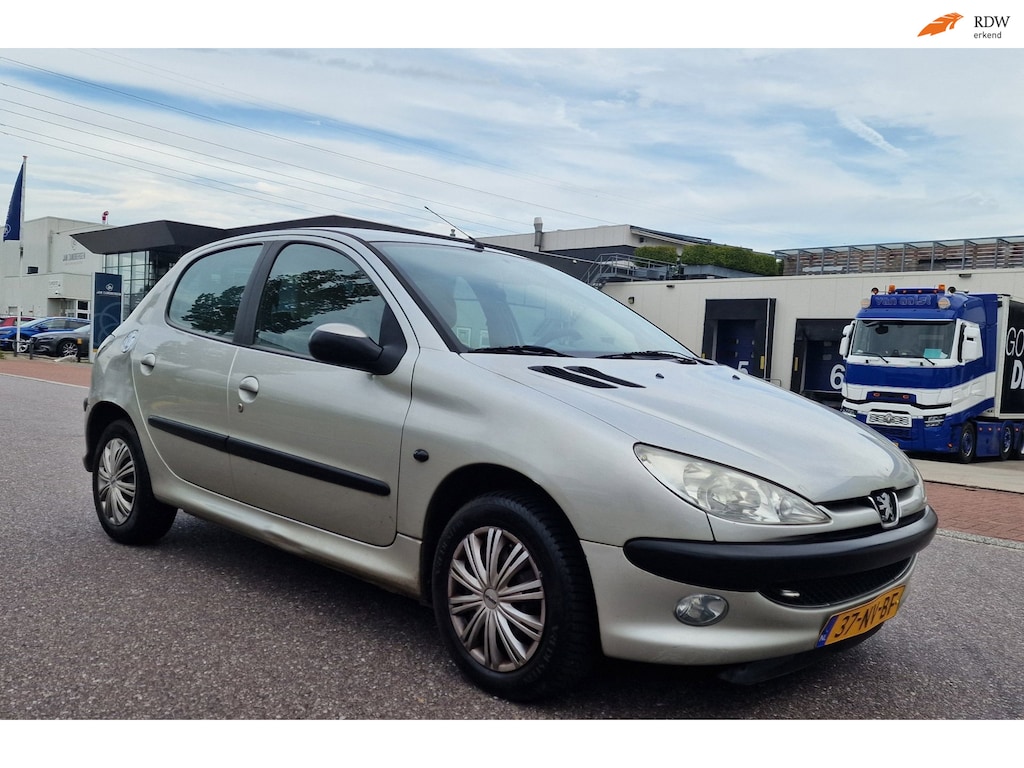 Peugeot 206 1.4 XT AUTOMAAT ELEC.PAKET