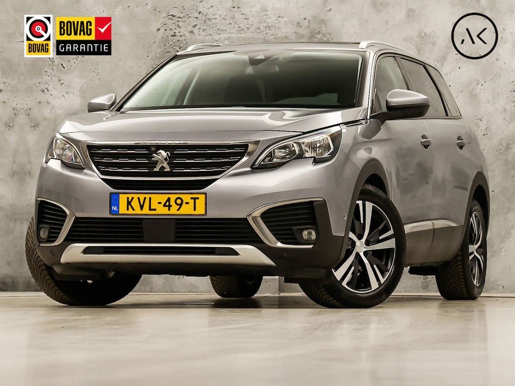 Peugeot 5008 1.2 PureTech Allure 7 Persoons (PANORAMADAK, APPLE CARPLAY, GROOT NAVI, 360 CAMERA, SPORTSTOELEN, GETINT GLAS, LEDER, CRUISE, NIEUWE APK, NIEUWSTAAT)