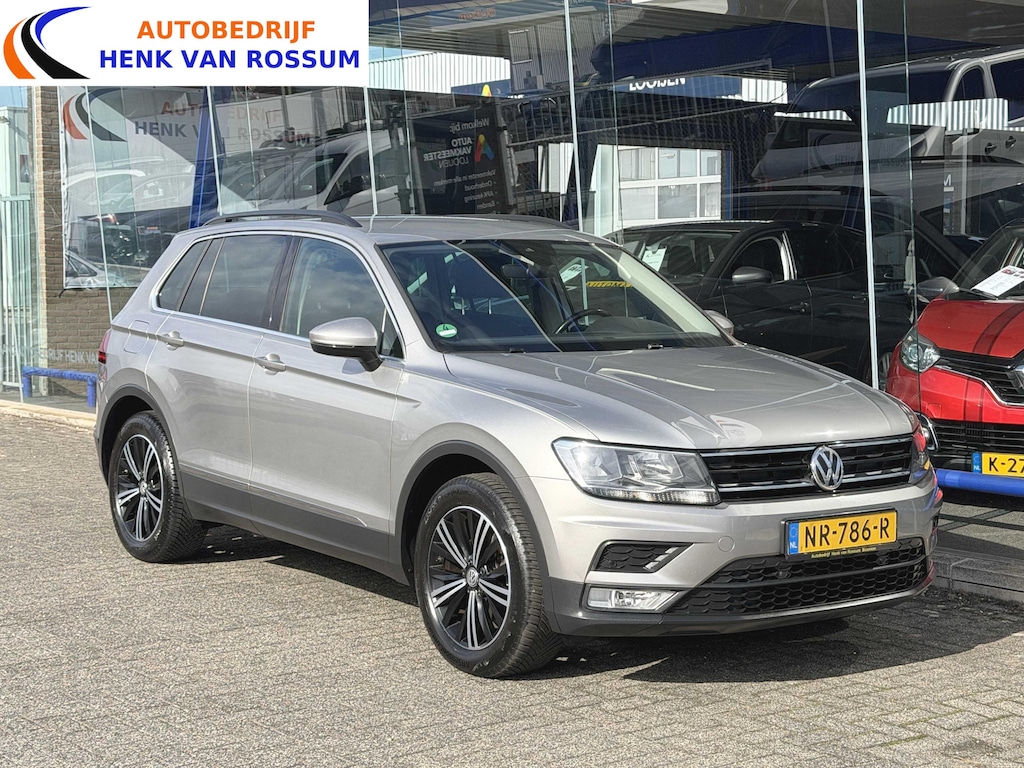 Volkswagen Tiguan 1.4 TSI ACT Comfortline Trekhaak | Leer | Zeer mooie auto | NAP.
