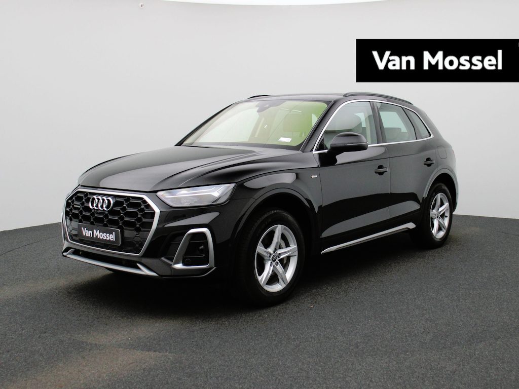 Audi Q5 50 TFSI e S edition 299 PK | 360 Camera | Bang & Olufsen | Head-up display | Trekhaak | Elektr. instel. bestuurd.stoel | Stoelverwarming | Dodehoekdetectie | Navigatie | Cruise Control | Climate Control |
