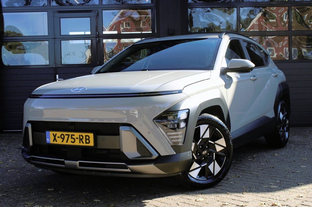 Hyundai Kona 1.6 GDI HEV PREMIUM **NL-Auto** 1e eign.  Afn. Trekhaak / lederen bekleding