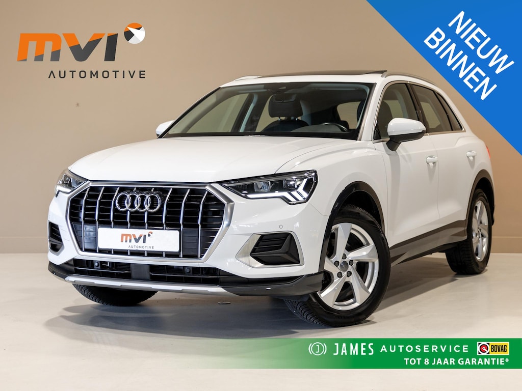 Audi Q3 35 TFSI Advanced / 150pk / Panorama dak / Stoelverwarming / Dodehoek herkenning / Achteruitrij camera /