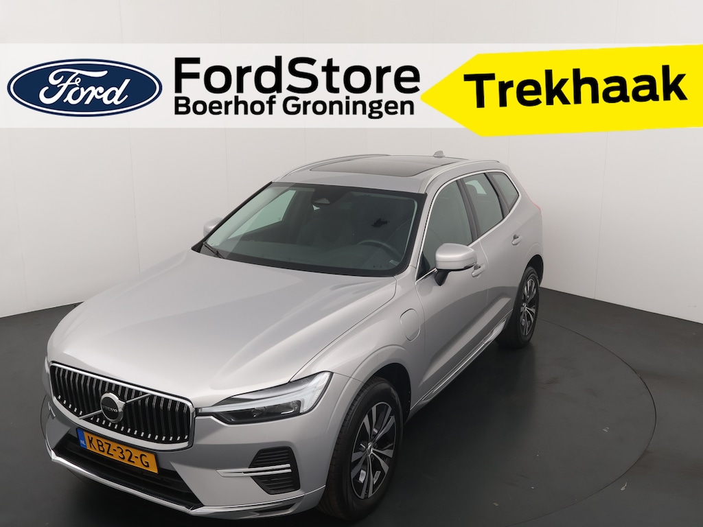 Volvo XC60 2.0 T6 Plug-in hybrid 350 pk AWD Core Bright | Trekhaak | Pano | El. a. klep | Camera | LED | 18" | Keyless entry | Google Maps Navi