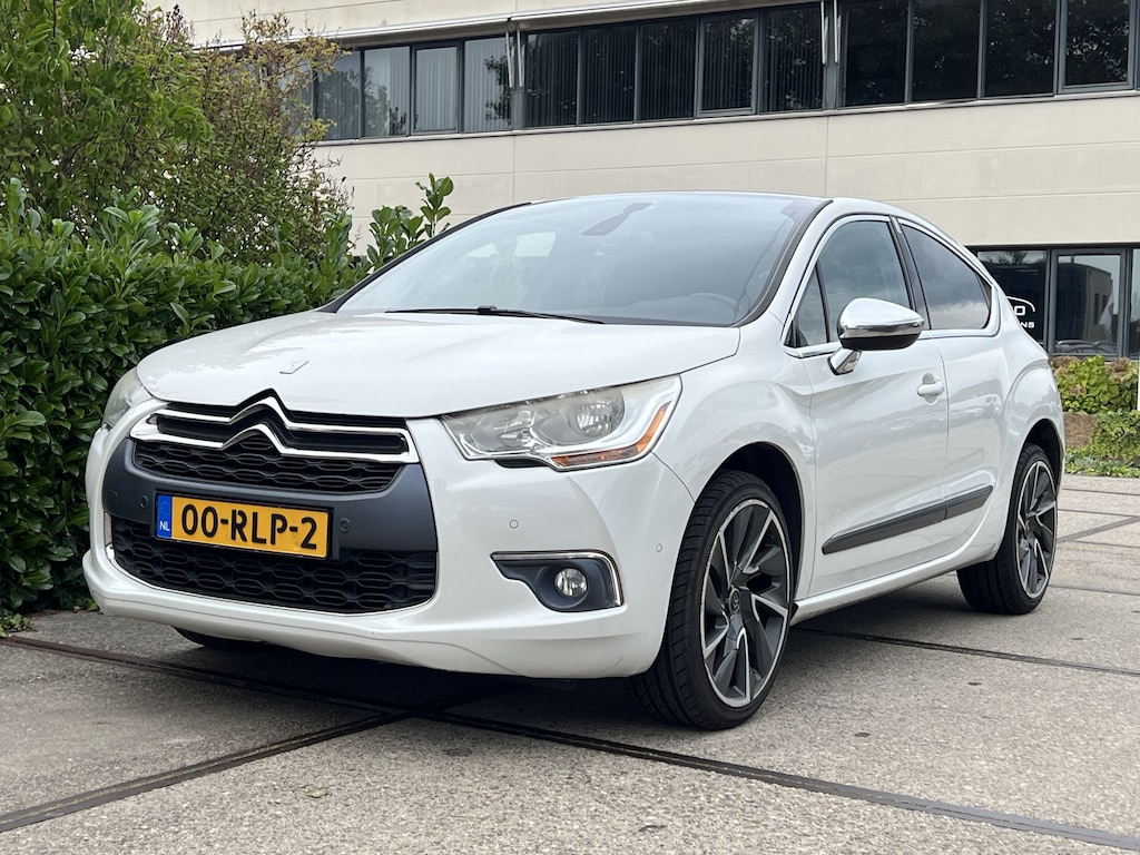 Citroën DS4 1.6 THP Sport Chic |NIEUWE DISTRIBUTIE|TREKHAAK|LEDER|DENON SOUND| APK TOT 23-09-2027|