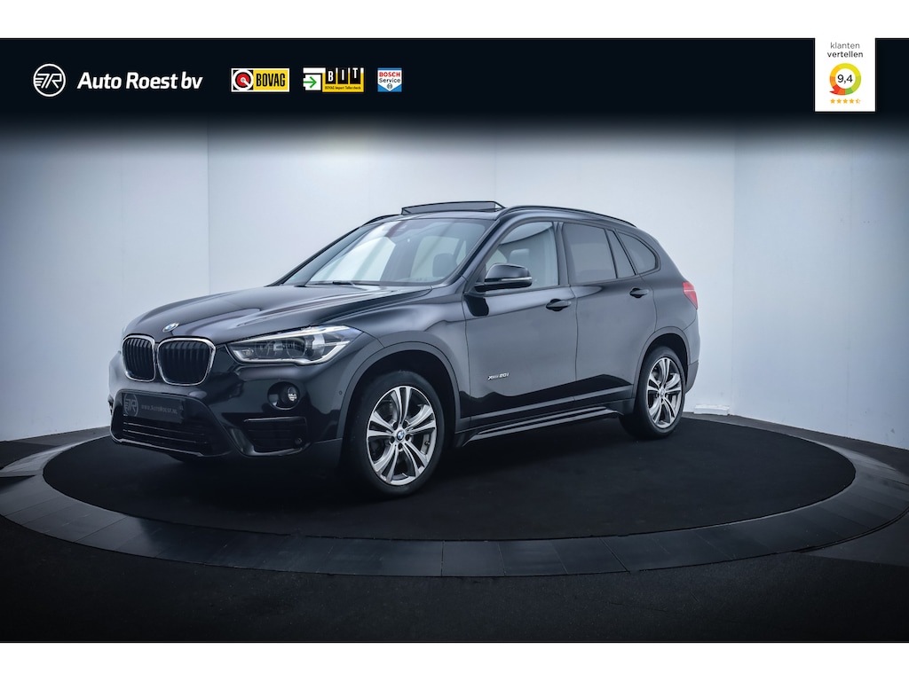BMW X1 20iA X.Dr. SPORT LINE PANO | HARMAN KARDON | LEER | MEMORY | STOEL+STUURVERW. | CAMERA | FULL LED | AFN TREKHAAK | LMV
