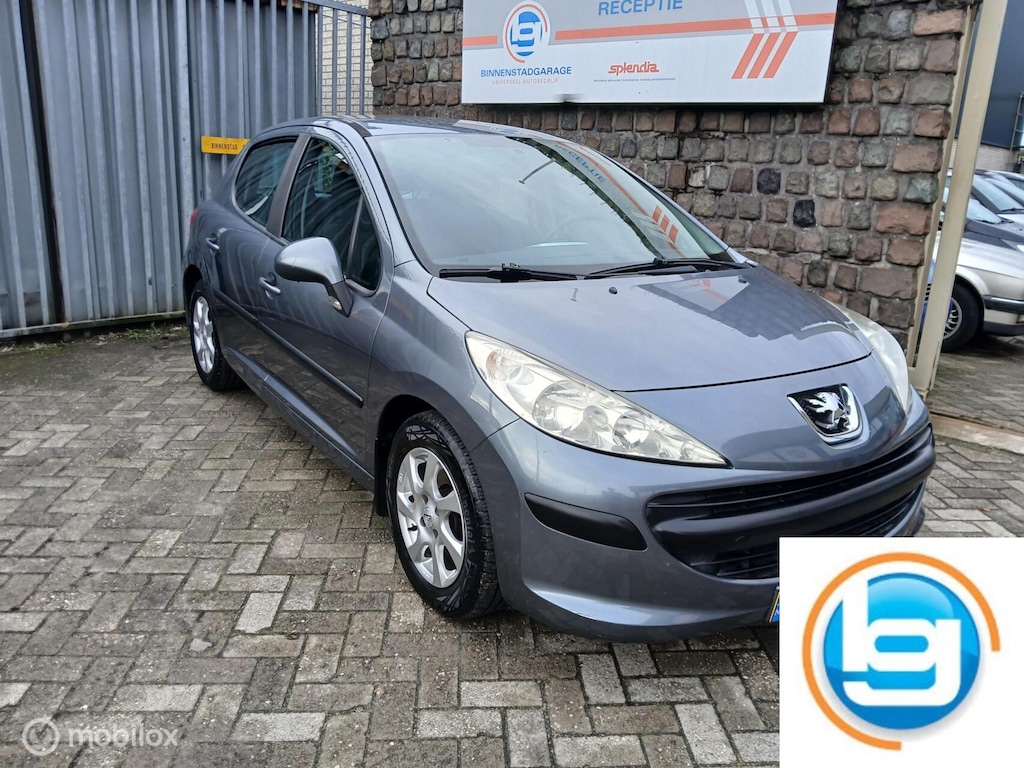Peugeot 207 1.6 HDI 5 deurs