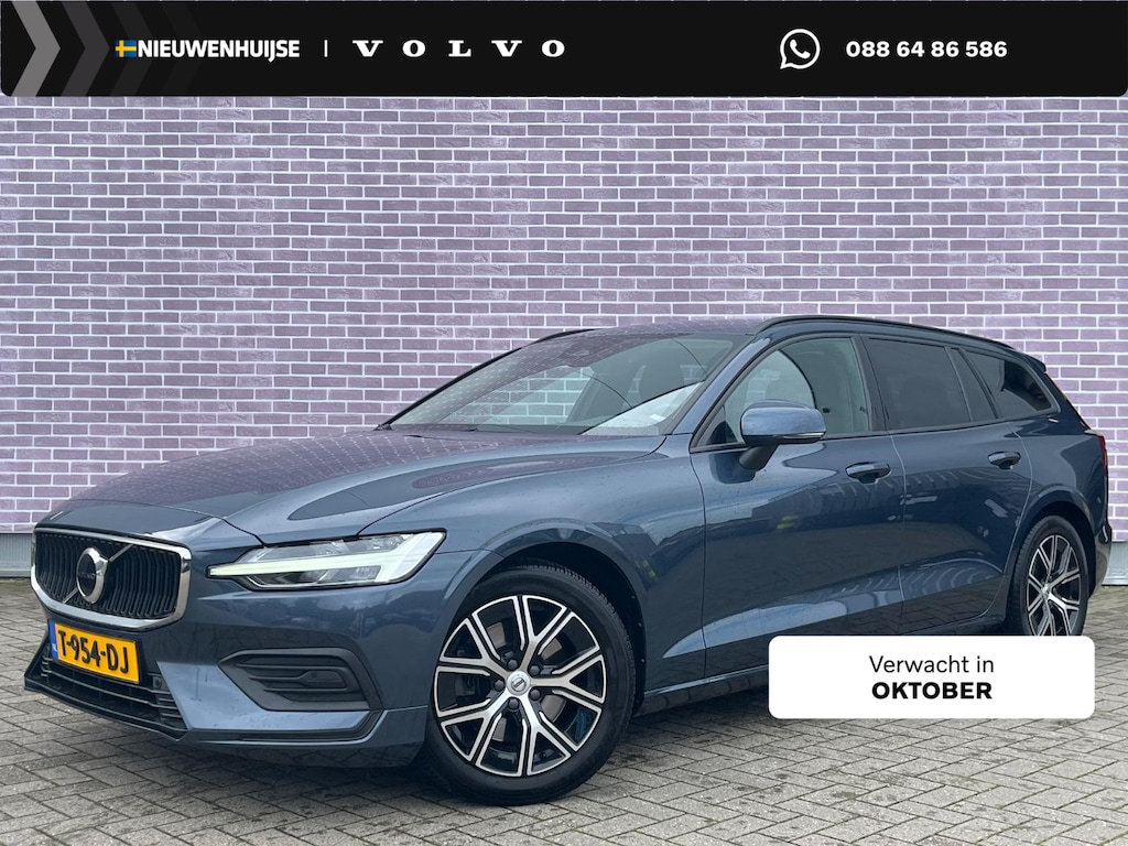 Volvo V60 2.0 B3 Essential Edition | Trekhaak | Adaptieve cruise control | Stoel/stuurverwarming | Achteruitrijcamera |