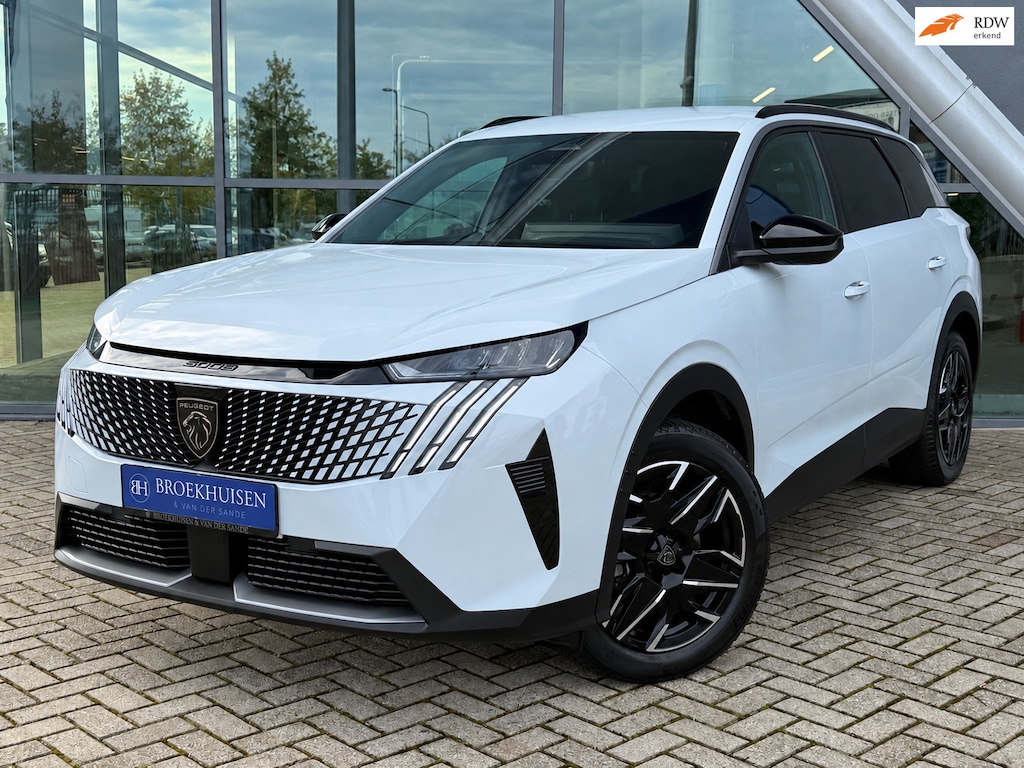 Peugeot 5008 1.2 Hybrid 145pk Allure 7p Rondzicht Camera / Navigatie / Winterpack