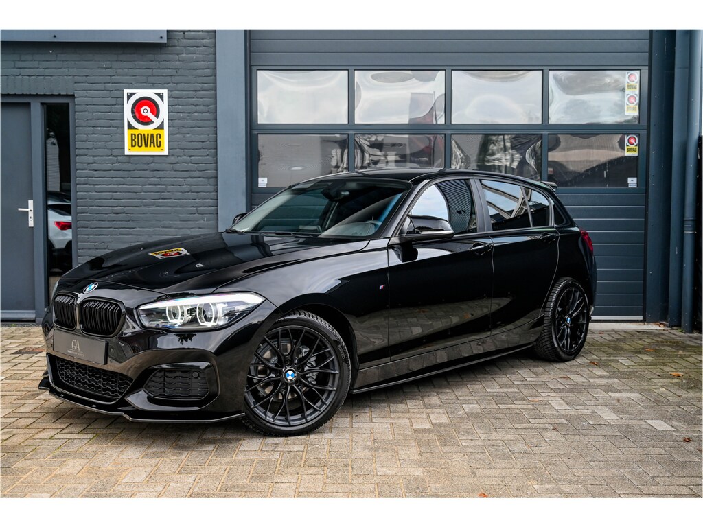 BMW 1-Serie 118i High Executive M140 uitgevoerd