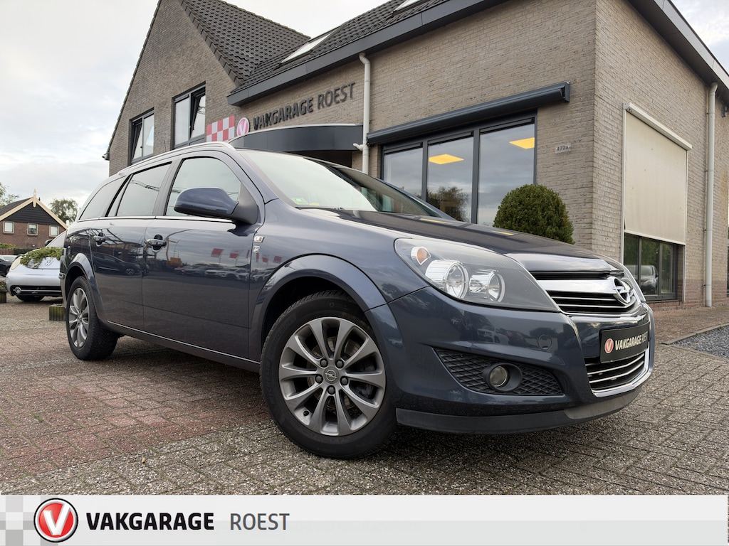 Opel Astra Wagon 1.6 16V 111 years Edition Trekhaak / Navigatie / All-Seasons