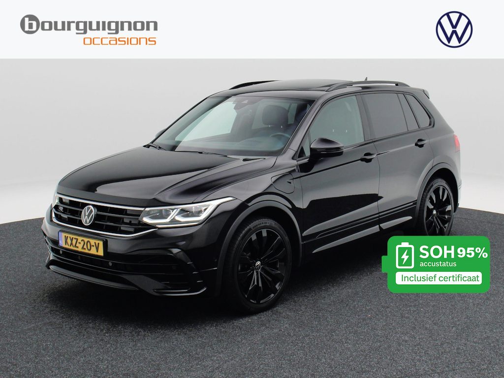Volkswagen Tiguan 1.4 TSi 245 Pk eHybrid R-Line Business | Black Style | Panoramadak | Stoelverwarming | Camera | Trekhaak | Adaptive Cruise | 20 Inch | 59.948 Km !!