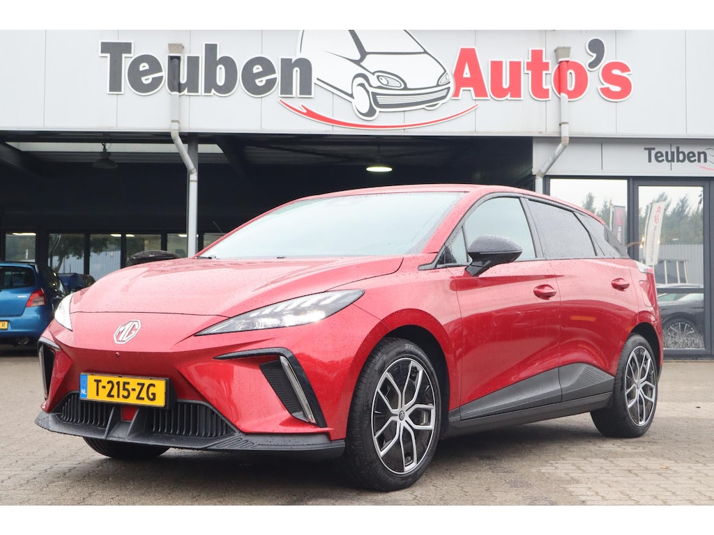 MG MG4 Electric Luxury 64 kWh | SOH 96,3% | Long range | 360 camera | Warmtepomp