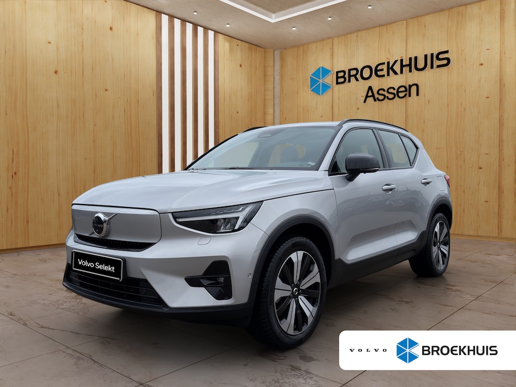Volvo XC40 Recharge Plus 70 kWh | Trekhaak | Harman Kardon | 360 Camera | Stoel + Stuur Verwarming | Keyless Start / Entry |