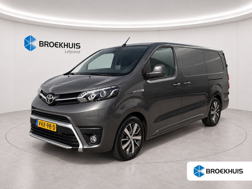 Toyota PROACE Electric Worker 75KWH EXTRA RANGE INNOVATOR LONG / NAVI / LEDER / CLIMA / KEYLESS / CAMERA / APPLE CARPLAY / WINTERPAKKET / 17" LMV / HUD / 1E EIGENAAR !!