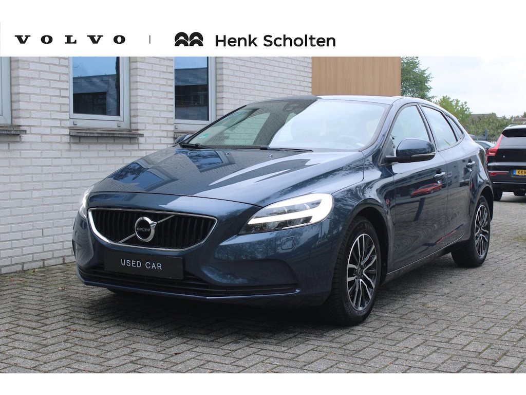 Volvo V40 T2 Nordic+ | Verwarmde voorstoelen | 16" lichtmetalen velgen | Cruise Control | Autonomous Emergency Braking | Electronic Climate Control |