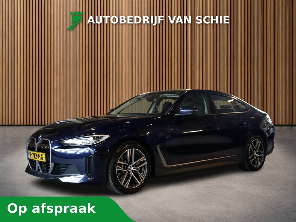 BMW i4 eDrive40 84 kWh 3-Fase 1e-Eig. & Dealer-Onderh. BOVAG-Garantie. NL-Auto.