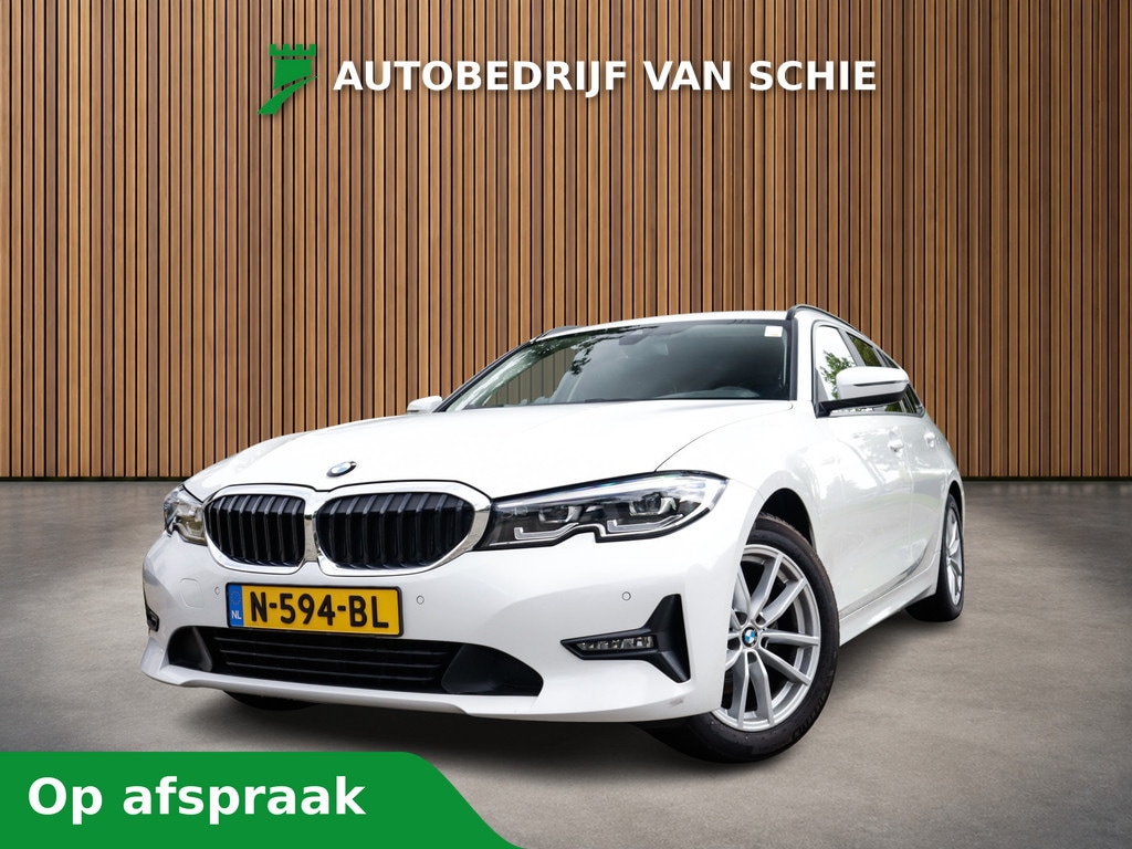 BMW 3-Serie Touring 320i Business Edition 1e-Eig. & Dealer-Onderh. BOVAG-Garantie. NL-Auto.