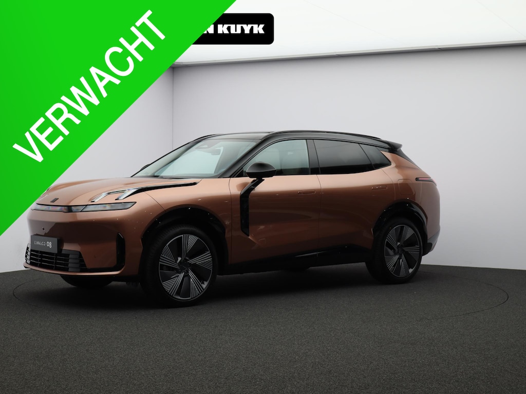 Lynk & Co 08 1.5 More / Panoramadak / 360 Camera / Harman Kardon audio / Massage + Ventilatie voorstoelen / Stuur+Voorstoelen+Achterbank Verwarmd / 21-Inch /