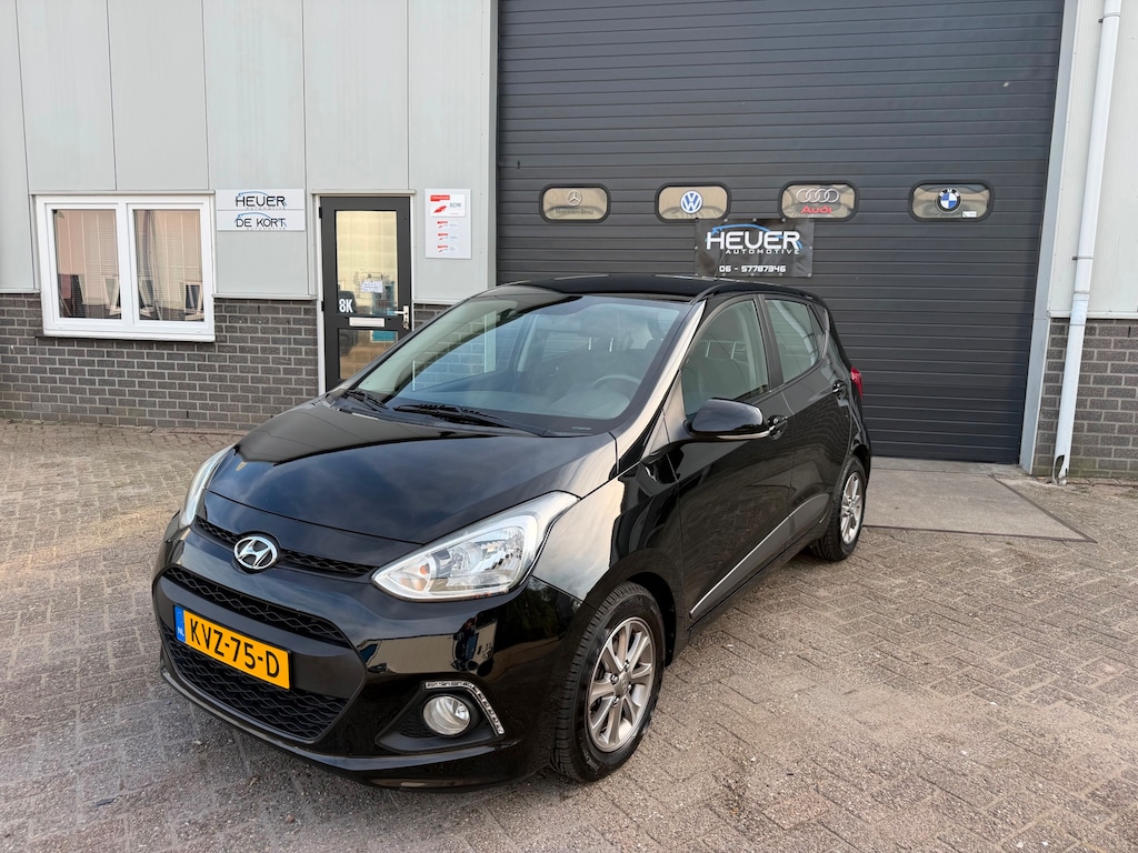 Hyundai i10 1.0i i-Motion Premium/ Airco/ Elekt Ramen/ Cruise/ PDC/ Elekt Spiegels/ Stoelverwarming/ 67PK/ APK 10-2027