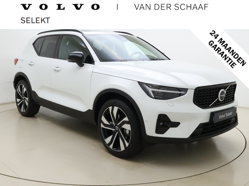 Volvo XC40 B4 211pk Plus Dark / 20'' / 360 Camera / Trekhaak / Pixel Koplampen / Panoramadak / Nubuck / El. Stoelen / Harman&Kardon Audio / Noodreservewiel / ACC / BLIS / Stoel + Stuurw. Verwarming /