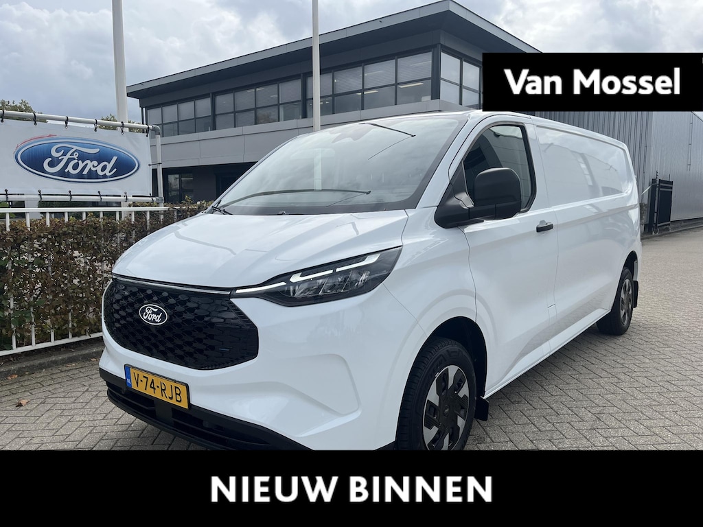 Ford E-Transit Cust. 340 L2H1 Limited 71 kWh | Stoelverwarming | All Season Banden | Cruise Control | Klimaat Controle | Achteruitrijd Camera |