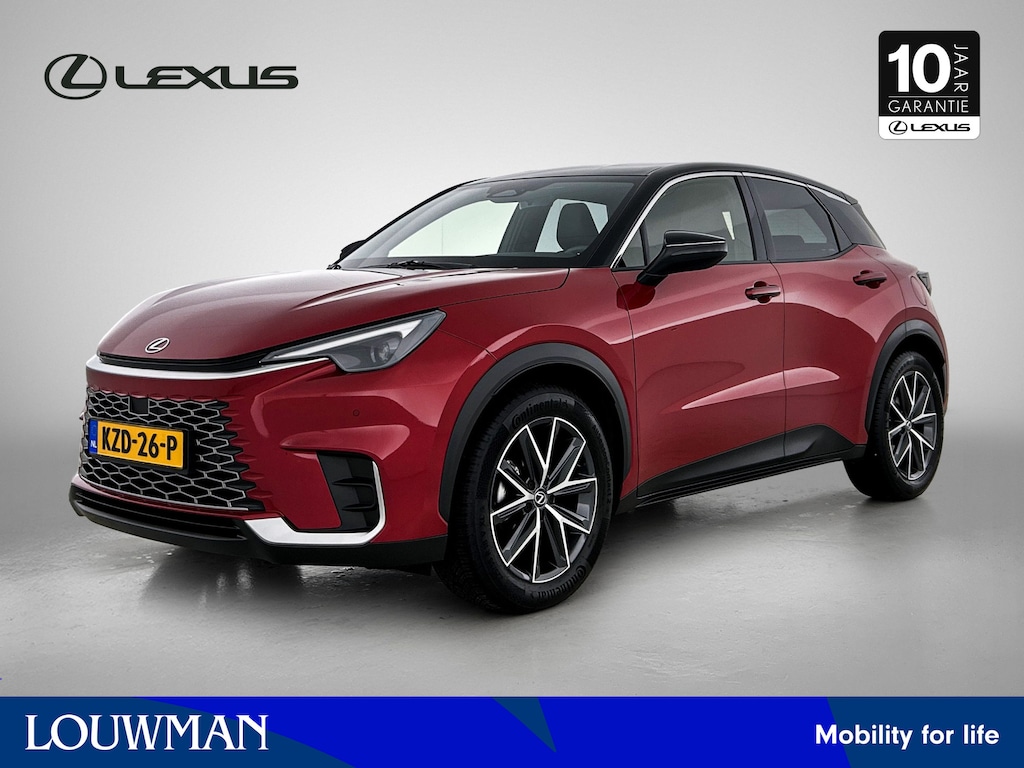 Lexus LBX Emotion 2WD