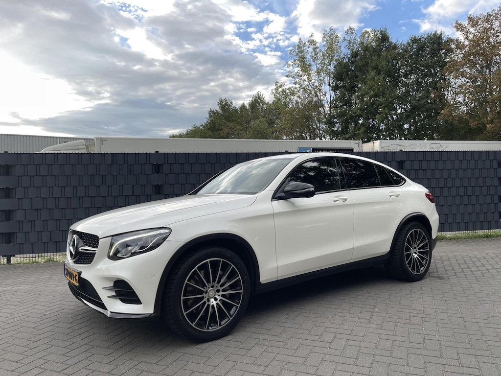 Mercedes-Benz GLC 250 4MATIC Edition 1 AMG|TREKHAAK|CAMERA|NAVIGATIE|NIGHT PAKKET|STOELVERWARMING|GOED ONDERHOUDEN