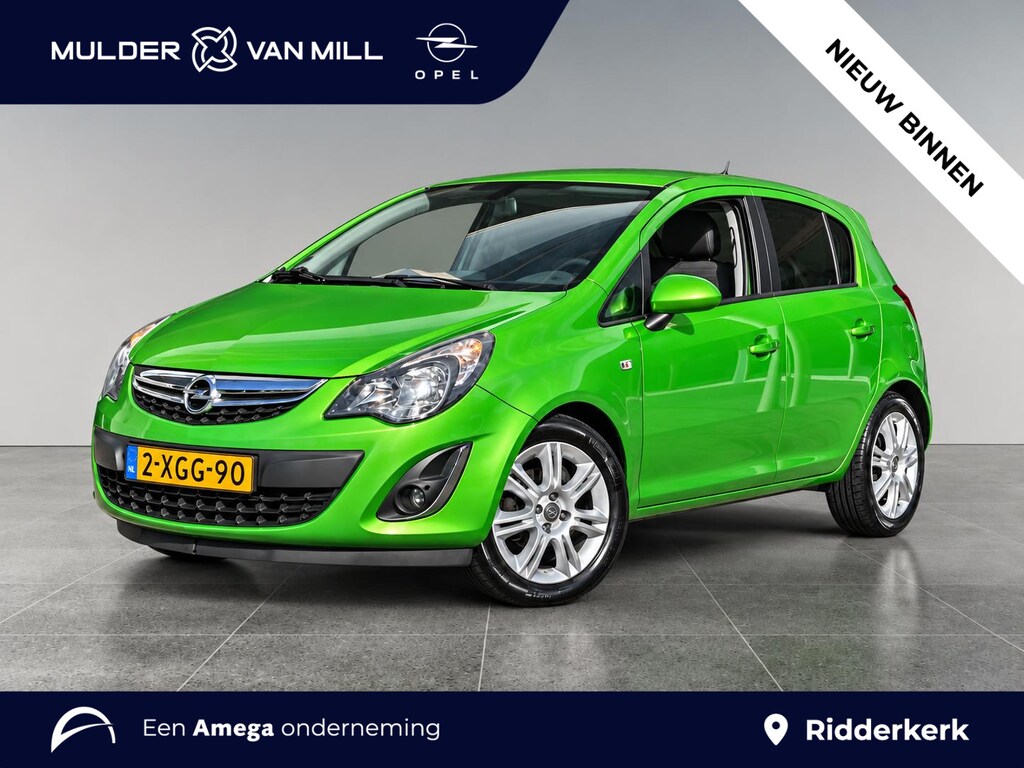 Opel Corsa BlitZ 1.2 86pk | UNIEKE KM! | STOEL + STUURVERW. | NAVI | 1E EIGENAAR | CLIMA | PARKEERSENSOREN |