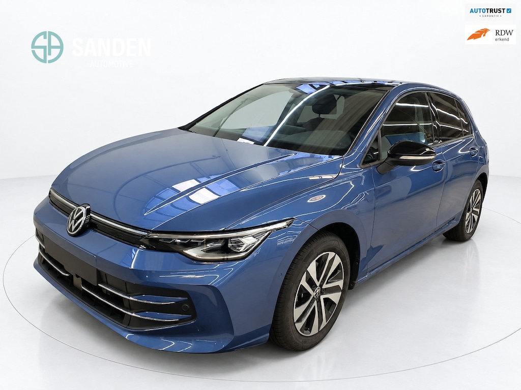 Volkswagen Golf 1.5 TSI Life Edition|Navigatie|Panodak|Camera|Stoelverwarming