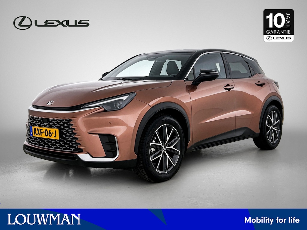 Lexus LBX Cool 2WD | Parkeersensoren V+A | Blindspot | Stuur-Stoelverwarming |