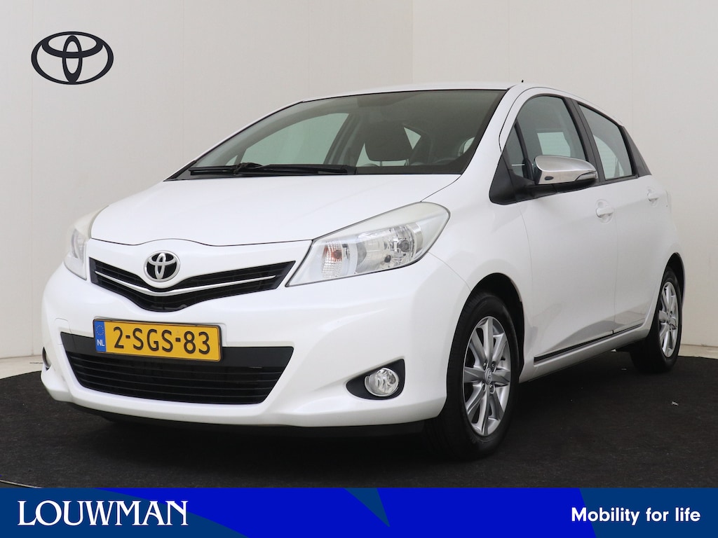 Toyota Yaris 1.0 VVT-i Trend | Dealer onderhouden | Climate Control | Achteruitrijcamera | Bluetooth | Elektrische ramen voor | elektrisch verstelbare buitenspiegels |