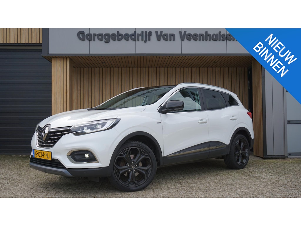 Renault Kadjar 1.3 TCe 160pk Black Edition *Pearl Metallic* Pano.Dak Leder BOSE LED Keyless 19inch LM Trekhaak *NL auto* 1e Eigenaar 77479km!