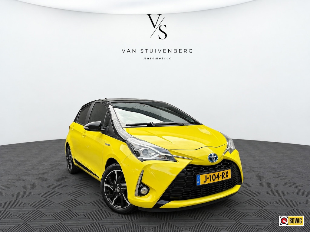 Toyota Yaris 1.5 Hybrid Bi-Tone PANORAMADAK STOELVERWARMING NAVI