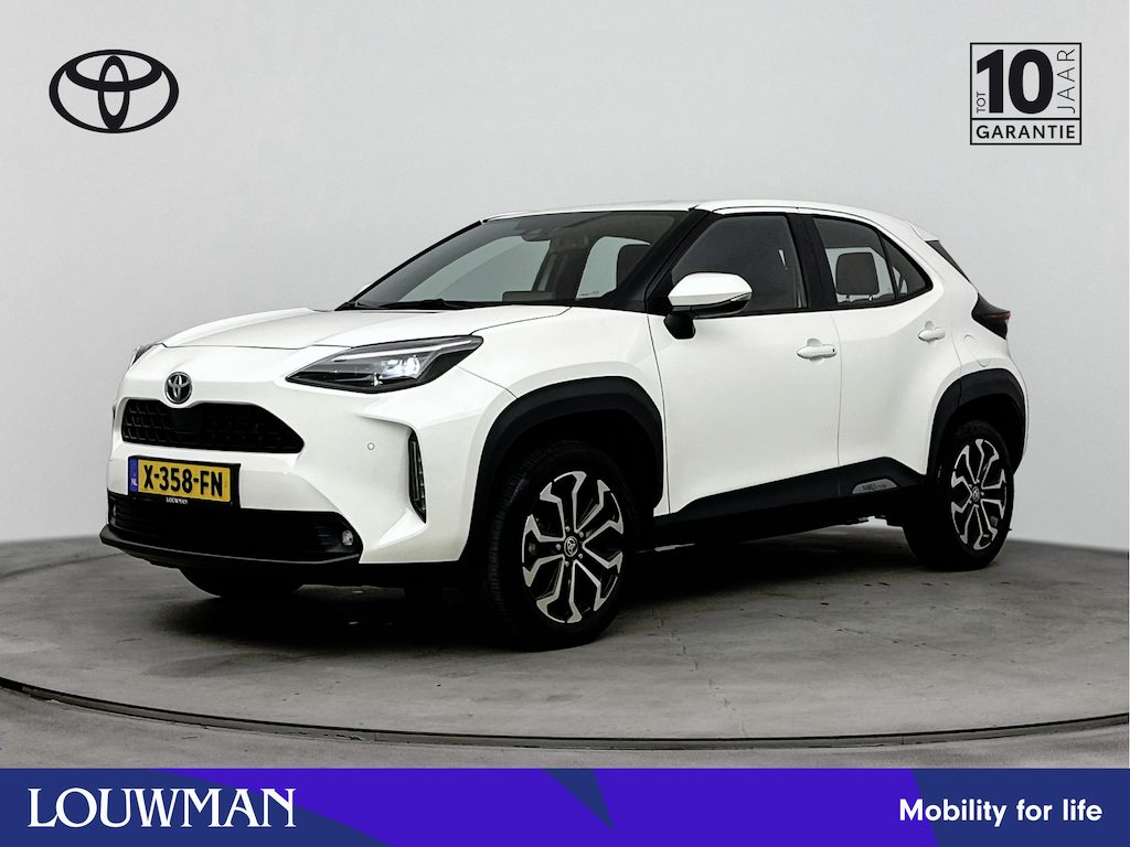Toyota Yaris Cross 1.5 Hybrid Dynamic | Voorruit-Stuur-Stoelverwarming | Trekhaak | Parkeersensoren V+A |