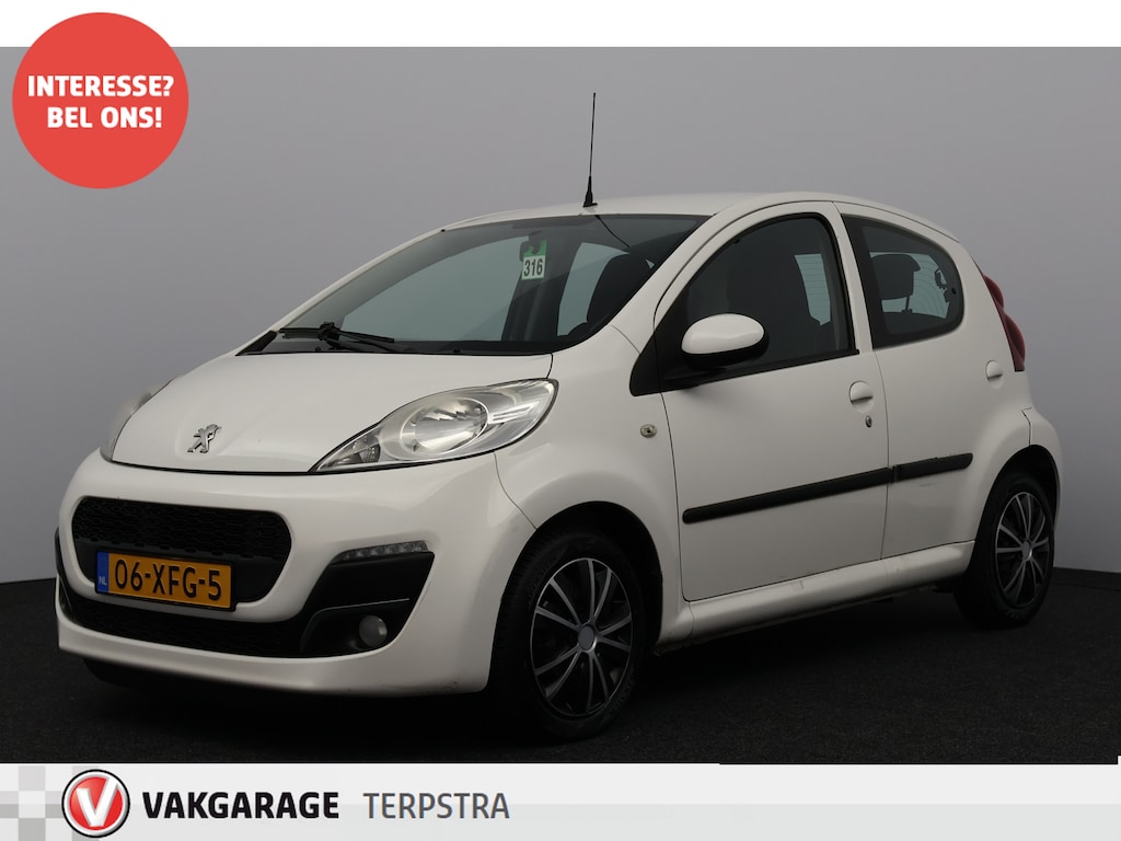 Peugeot 107 1.0 Active/ 5-DRS/ Airco!/ C.V.afstand/ Radio-CD+AUX/ Elek.Pakket/ Isofix/ Deelbare Achterbank.