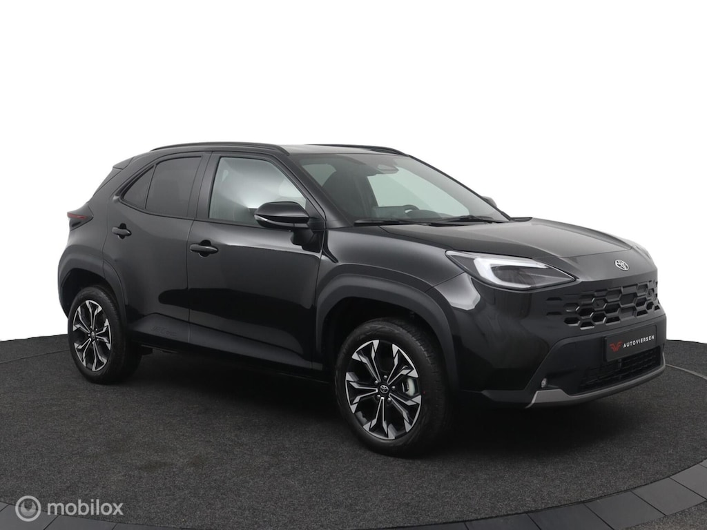 Toyota Yaris Cross 1.5 Hybrid 130 Dynamic | Adaptieve Cruise | Camera | Stoel- en Stuurverwarming