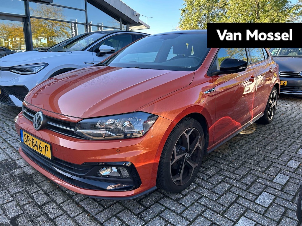 Volkswagen Polo 1.0 TSI Highline | Stoelverwarming | R-Line | Airco | Carplay | Parkeersensoren | Cruise control |