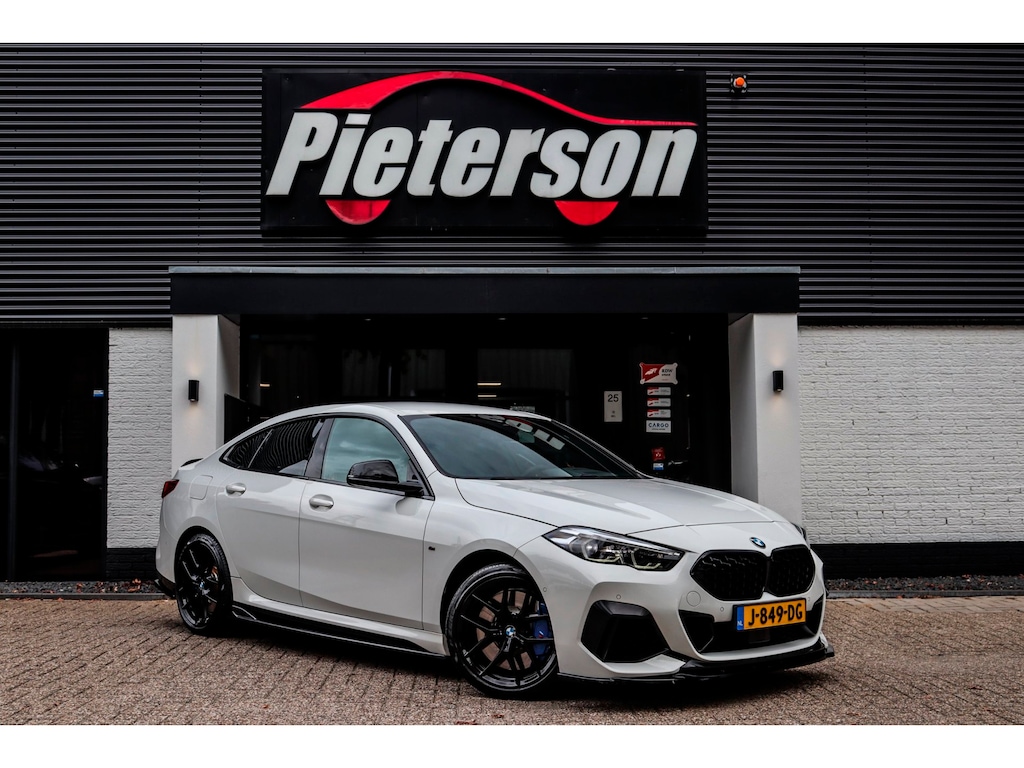 BMW 2-serie Gran Coupé M235i xDrive DEALER OH H&K SFEER