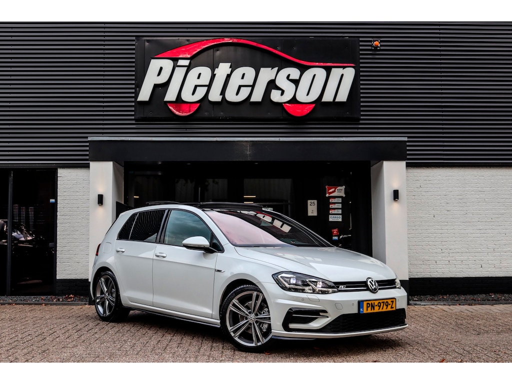 Volkswagen Golf 1.5 TSI 2x R-Line 7.5 NAP PANO DYN VIRTUAL