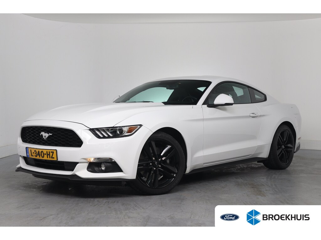 Ford Mustang Fastback 2.3EB | Recaro Sportstoelen | Xenon | Leder | Shaker Audio | Navi | Camera | Clima | Cruise Control | DAB | Parkeersensoren | Lichtmetalen Velgen