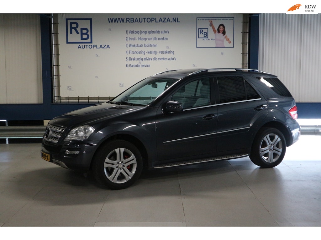 Mercedes-Benz ML-klasse 350 CDI Prestige LUCHTVERING/ STANDKACHEL/ PANO