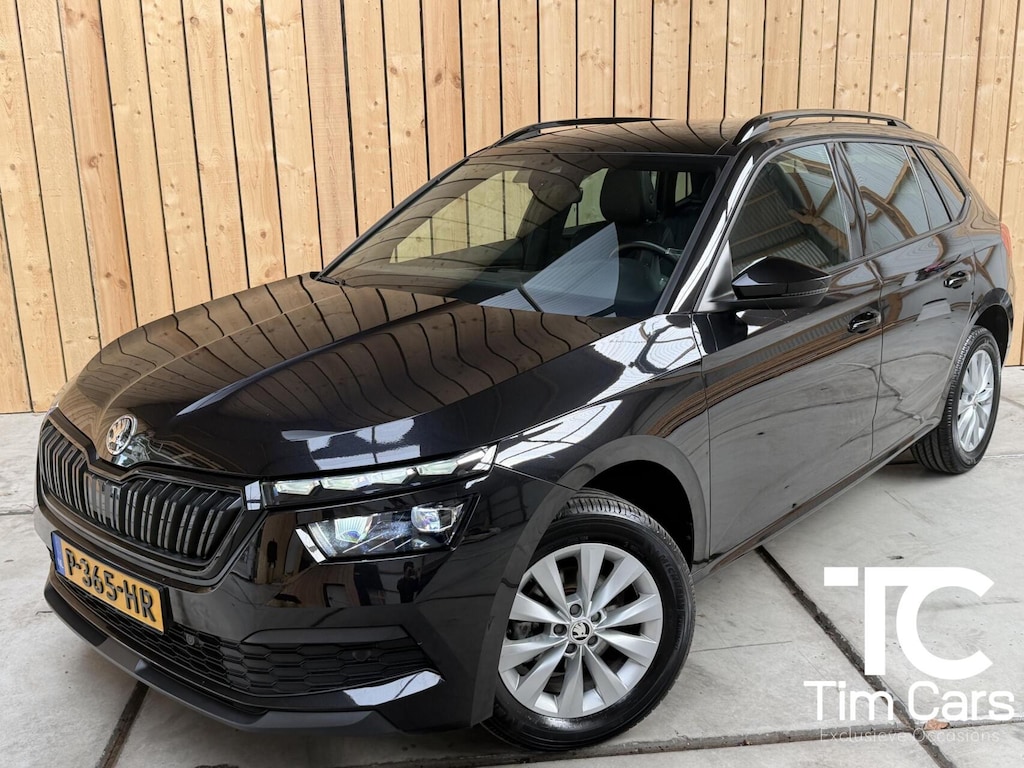 Skoda Kamiq 1.0 TSI Business Edition Apple CarPlay/Android Auto | Cruise & climate control | Getint glas | Half/leer alcantara bekleding | Keyless entry&start | Navigatiesysteem | Panoramadak | Parkeersensoren voor en achter | Zwart optiek