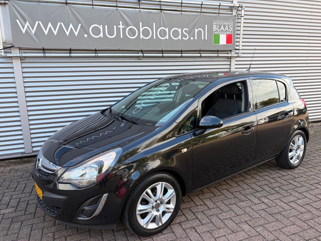 Opel Corsa 1.4-16V Cosmo
