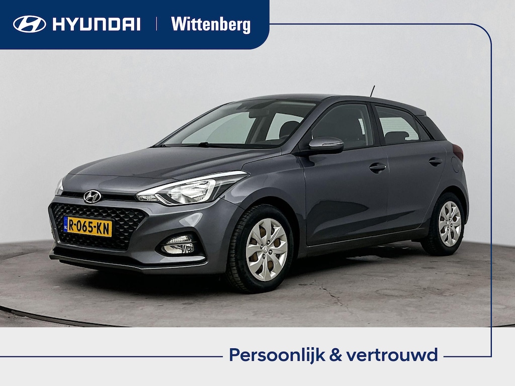 Hyundai i20 1.0 T-GDI Comfort | Stoel + stuurverwarming | Navigatie | Camera | Trekhaak | Cruise control |